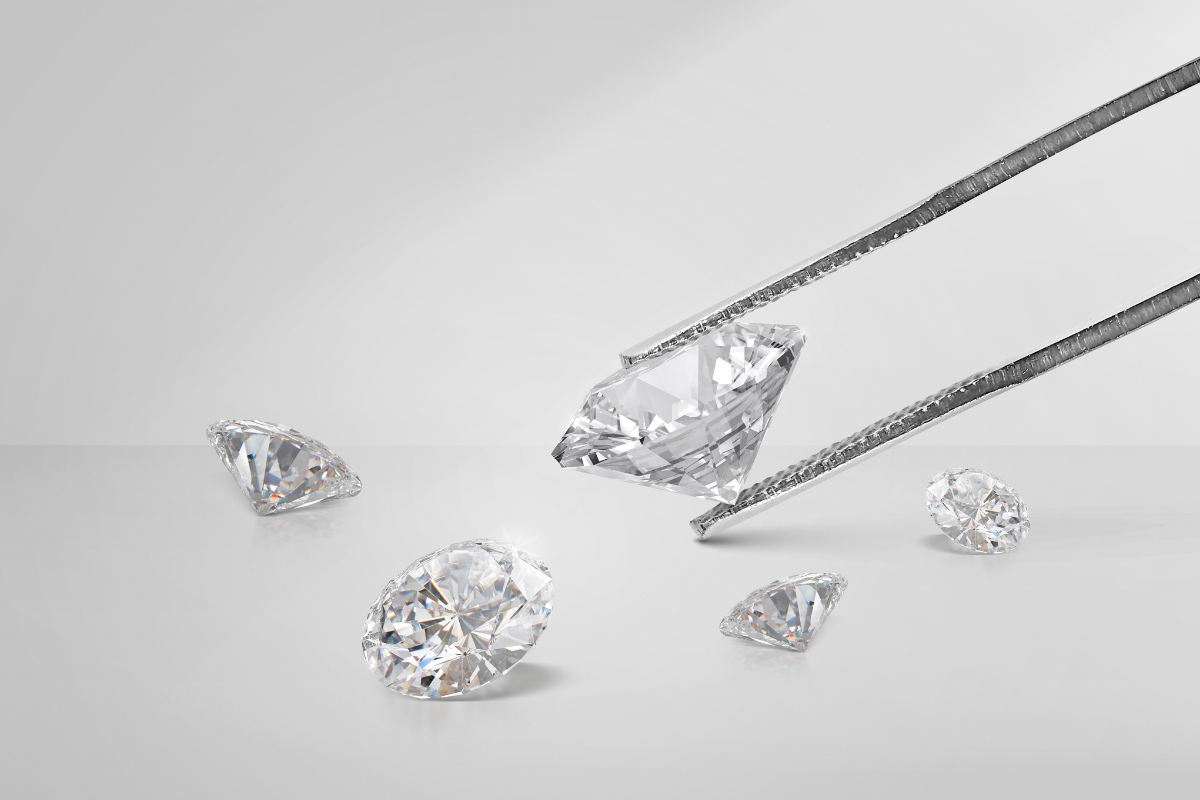 Taille brillant – comment faire ressortir l'éclat des diamants ?