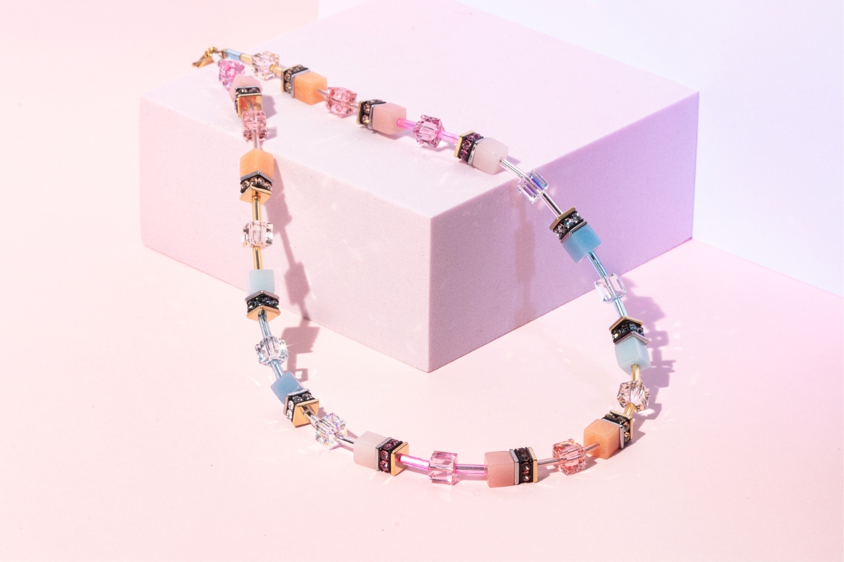 Des bijoux en perles subtilement féminins. L'élégance selon Coeur de Lion