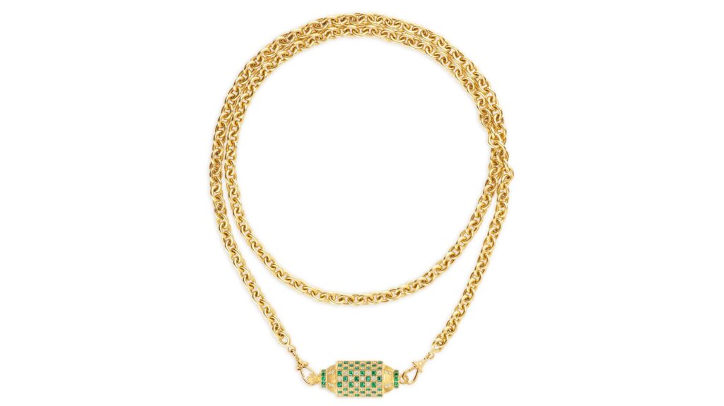 Marie Lichtenberg emerald and diamond locket on the 18-karat gold “Rosa” chain