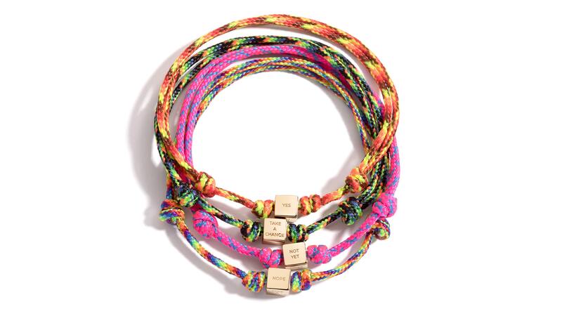 Bracelets à spinner extrait et trouvé des dés de fortune