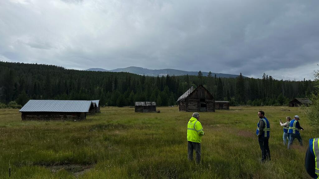 Sapphire Mining Rock Creek