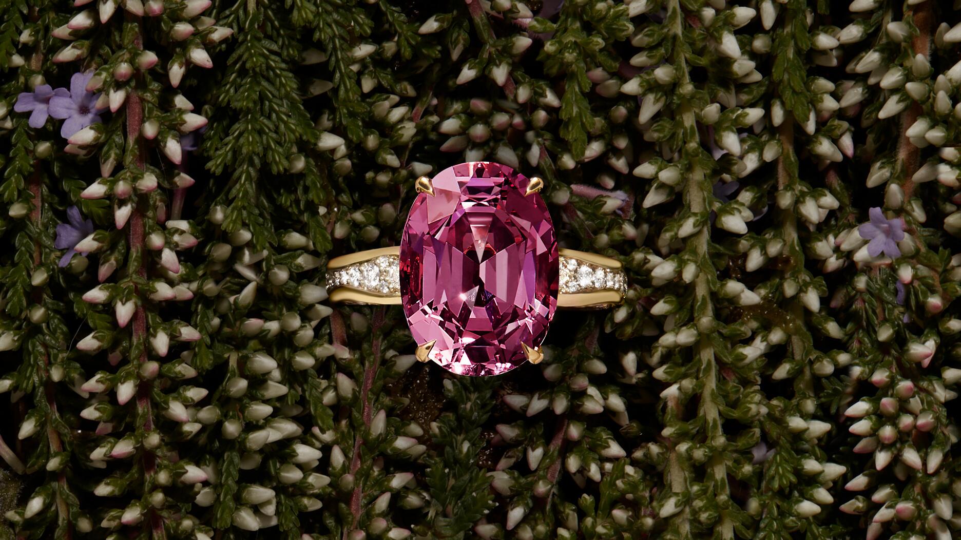 Pragnell lance les bijoux Kitulo Garnet