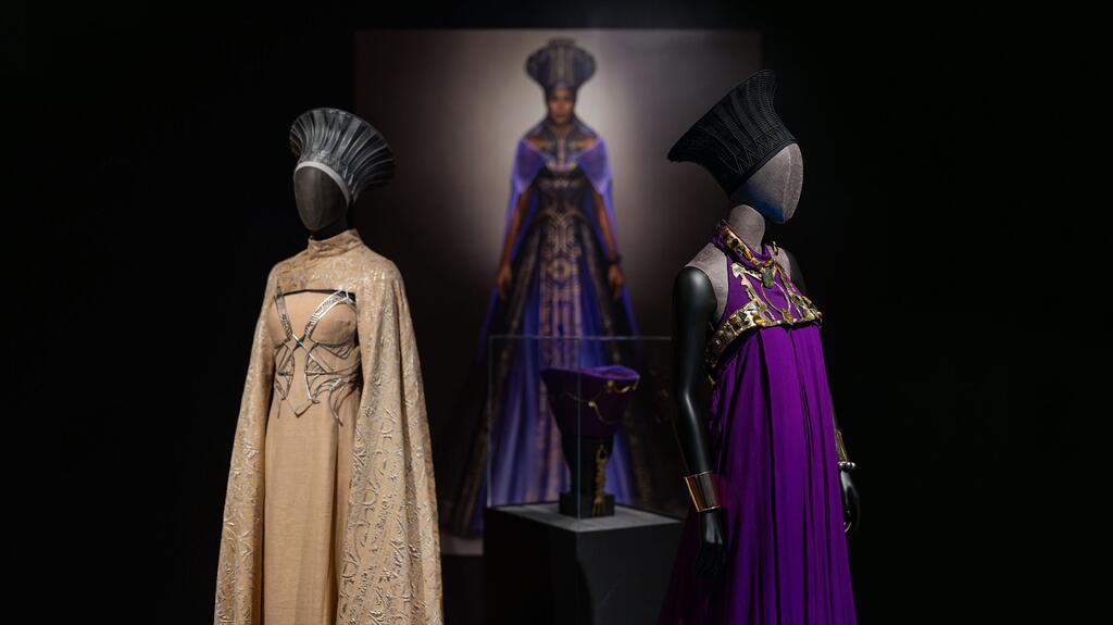 Douriean Fletcher : Installation d'exposition sur les bijoux de l'Afrofuture