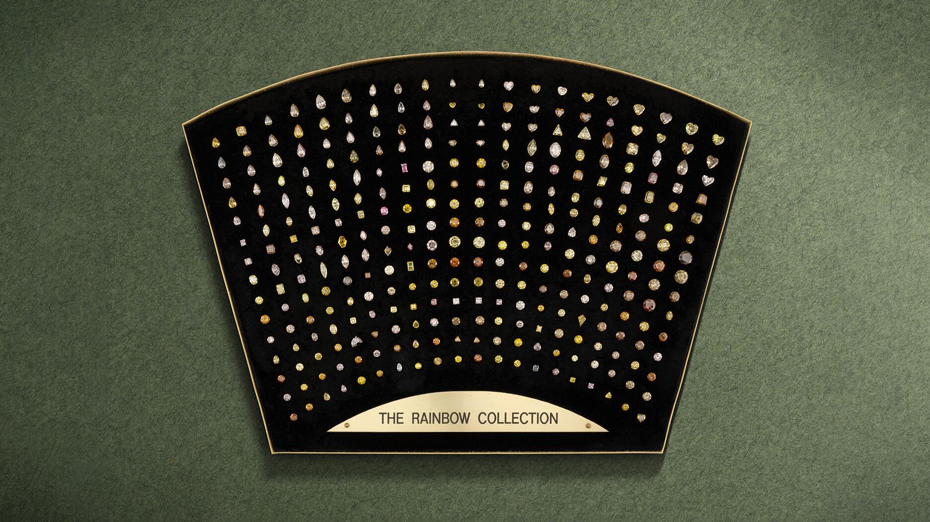 Plus de 300 diamants de couleur mis aux enchères chez Christie's