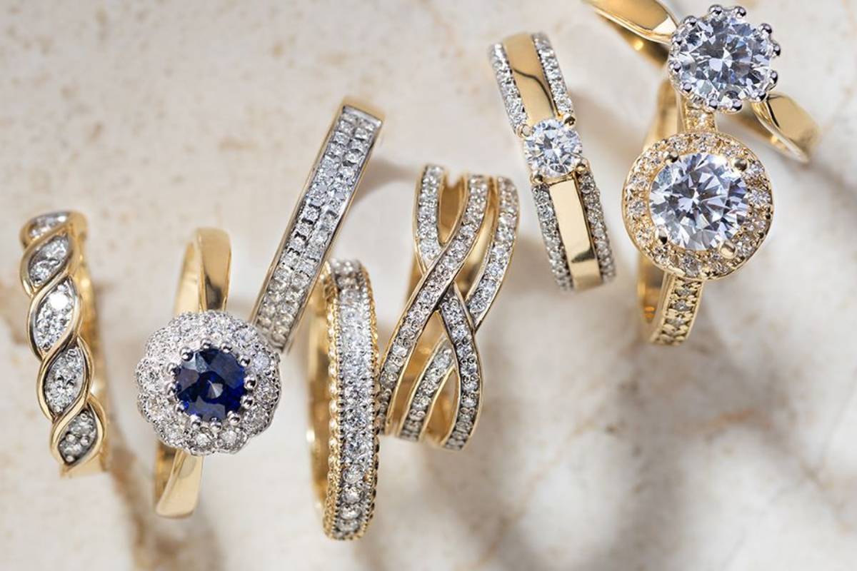 Bague Bonore Crystal Collagnaze en or 585 avec un saphir de 0,5 ct