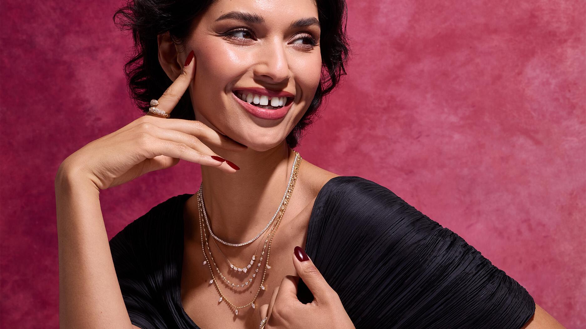 Greenwich St. Jewellers lance une campagne de vacances colorée