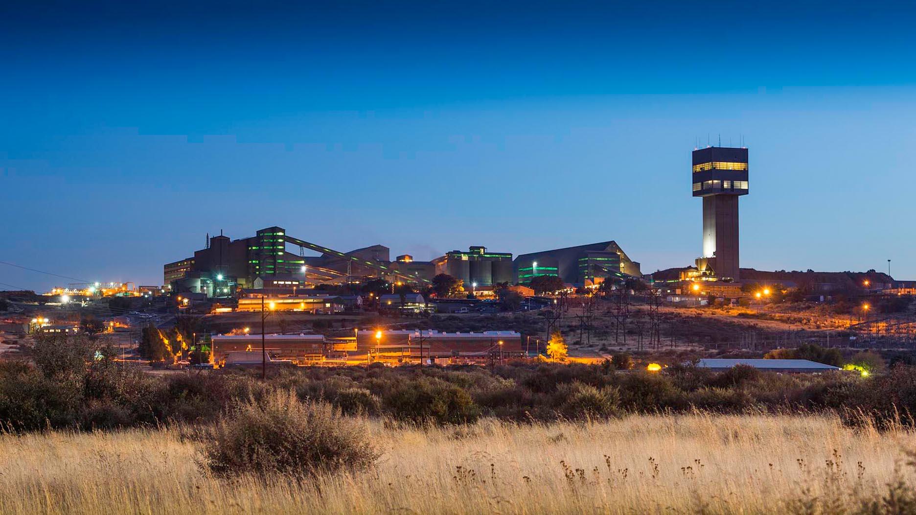 Petra Diamonds élève les PDG par intérim au statut permanent