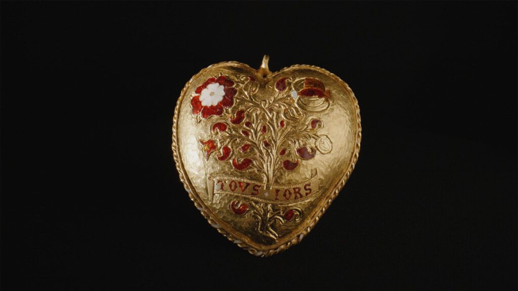 Tudor Heart pendant on display at British Museum