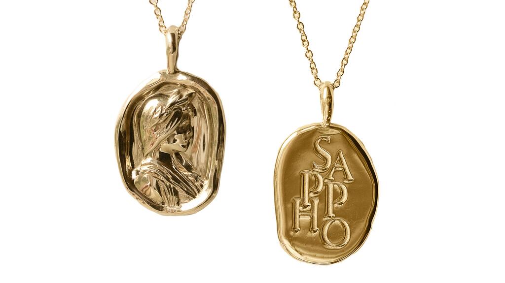Pendentif Sappho pour femmes difficiles de l’ère commune