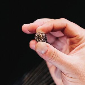 Sotheby's et De Beers dévoilent le diamant 'Jwaneng 28.88'