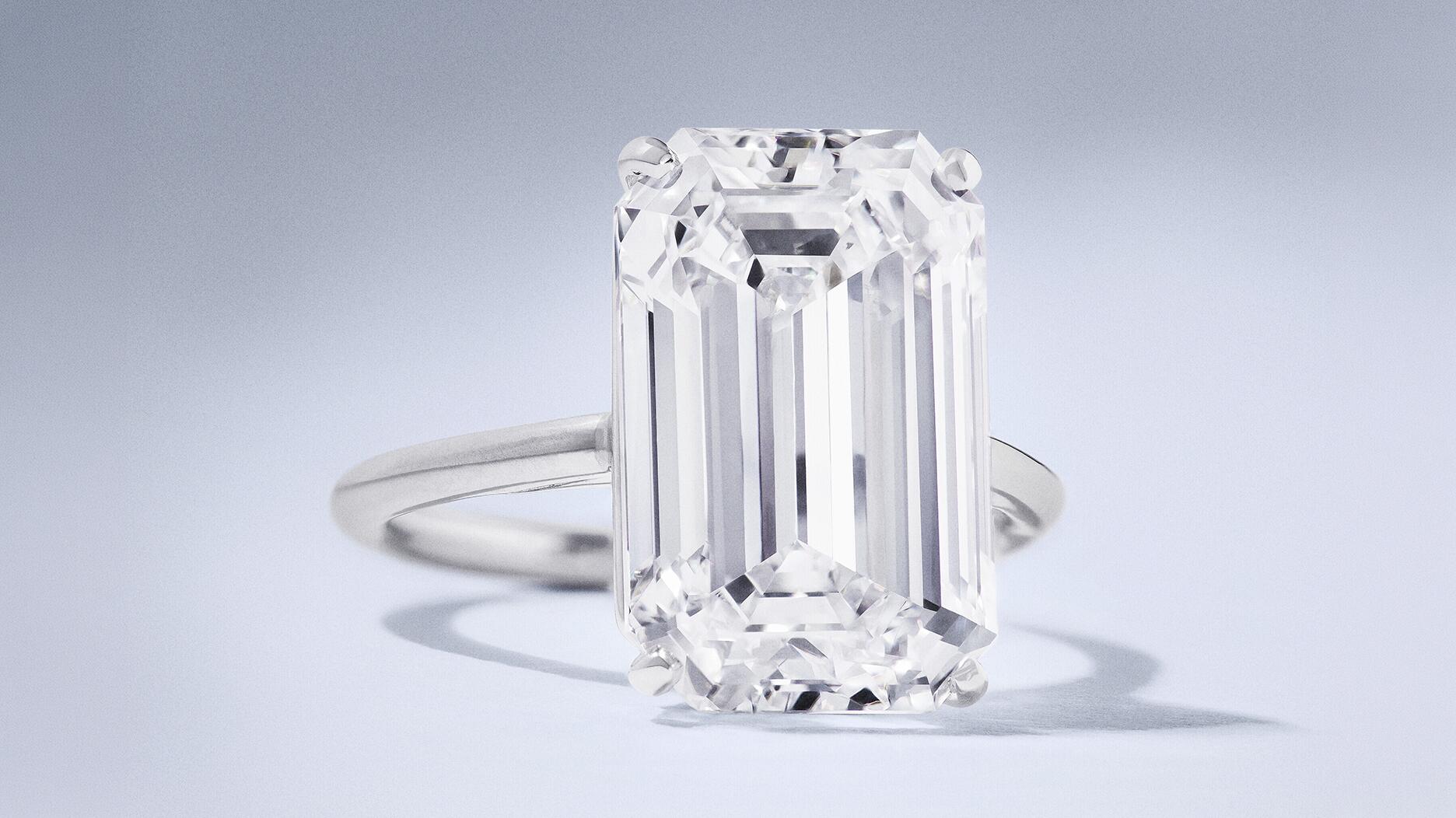 Les diamants blancs brillent dans les bijoux Christie's Vente en ligne