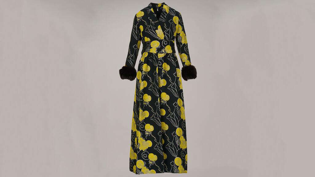 La robe de soirée longue au sol d'archives Oscar de la Renta que Roberta Flack portait en 1972 dans « The Flip Wilson Show » Roberta Flack : vente aux enchères de style, d'art et de musique Robe Oscar de la Renta
