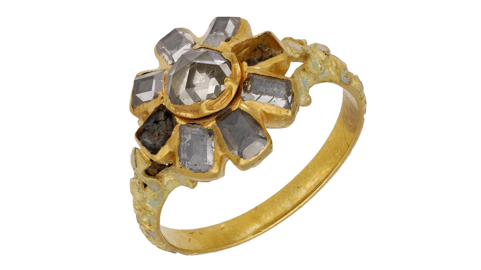 La bague en diamant « Hogback » trouve une nouvelle maison
