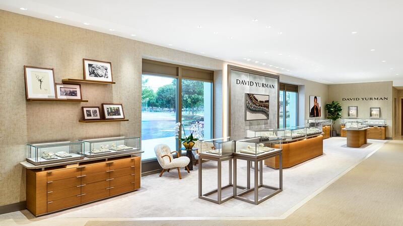 Il existe également un shop-in-shop David Yurman sur le site de Ridgeland. Lee Michaels Fine Jewelry Ridgeland Mississippi intérieur