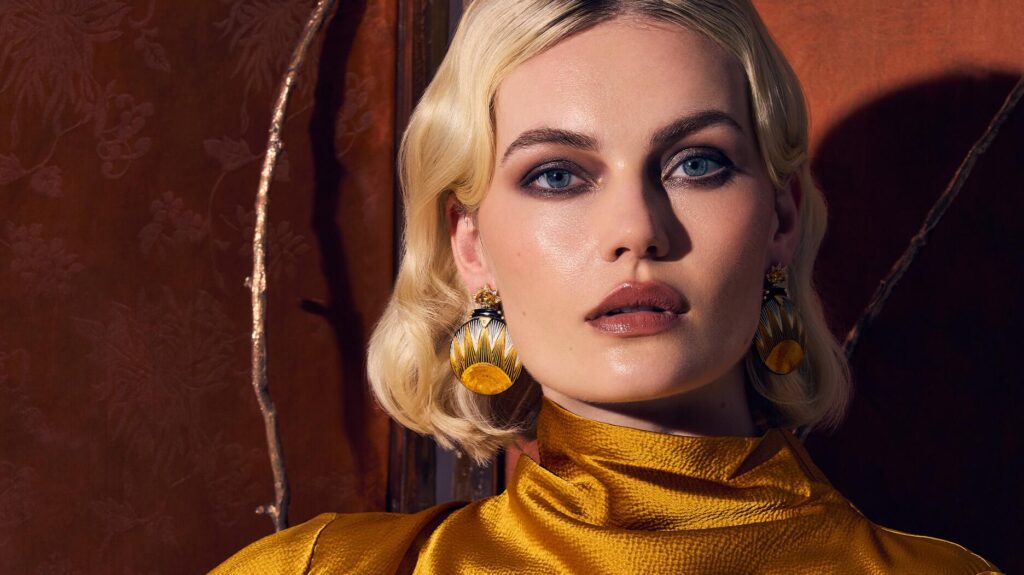 Silvia Furmanovich Enchapado en Tamo Wooden Wheat Straw Sun Earrings