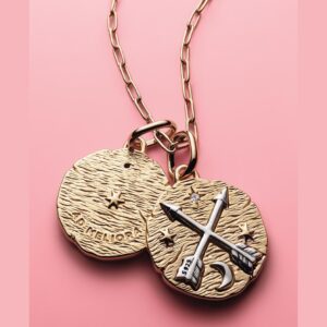 La collection « Talisman » de Pandora brille et les ventes de diamants synthétiques chutent