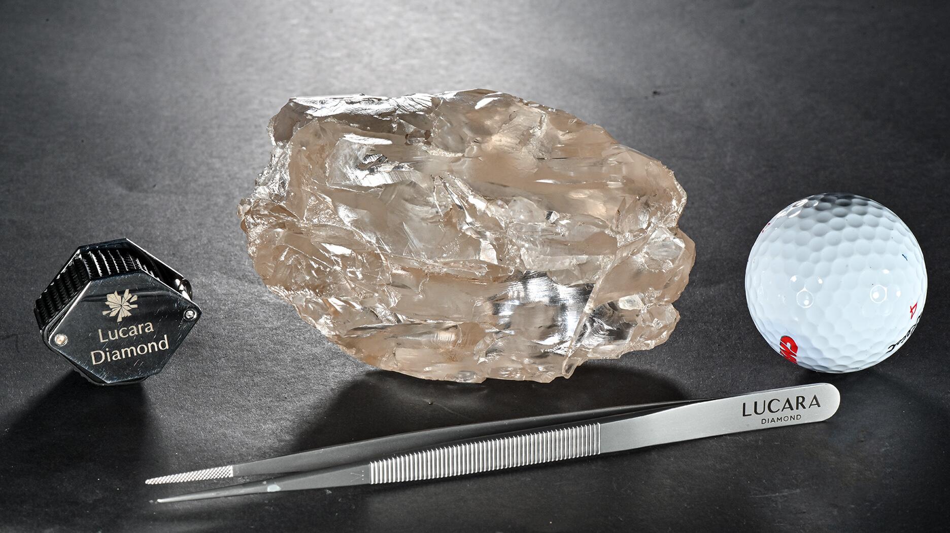 Le diamant de 2 488 carats, le plus gros diamant découvert au Botswana, a un nouveau propriétaire