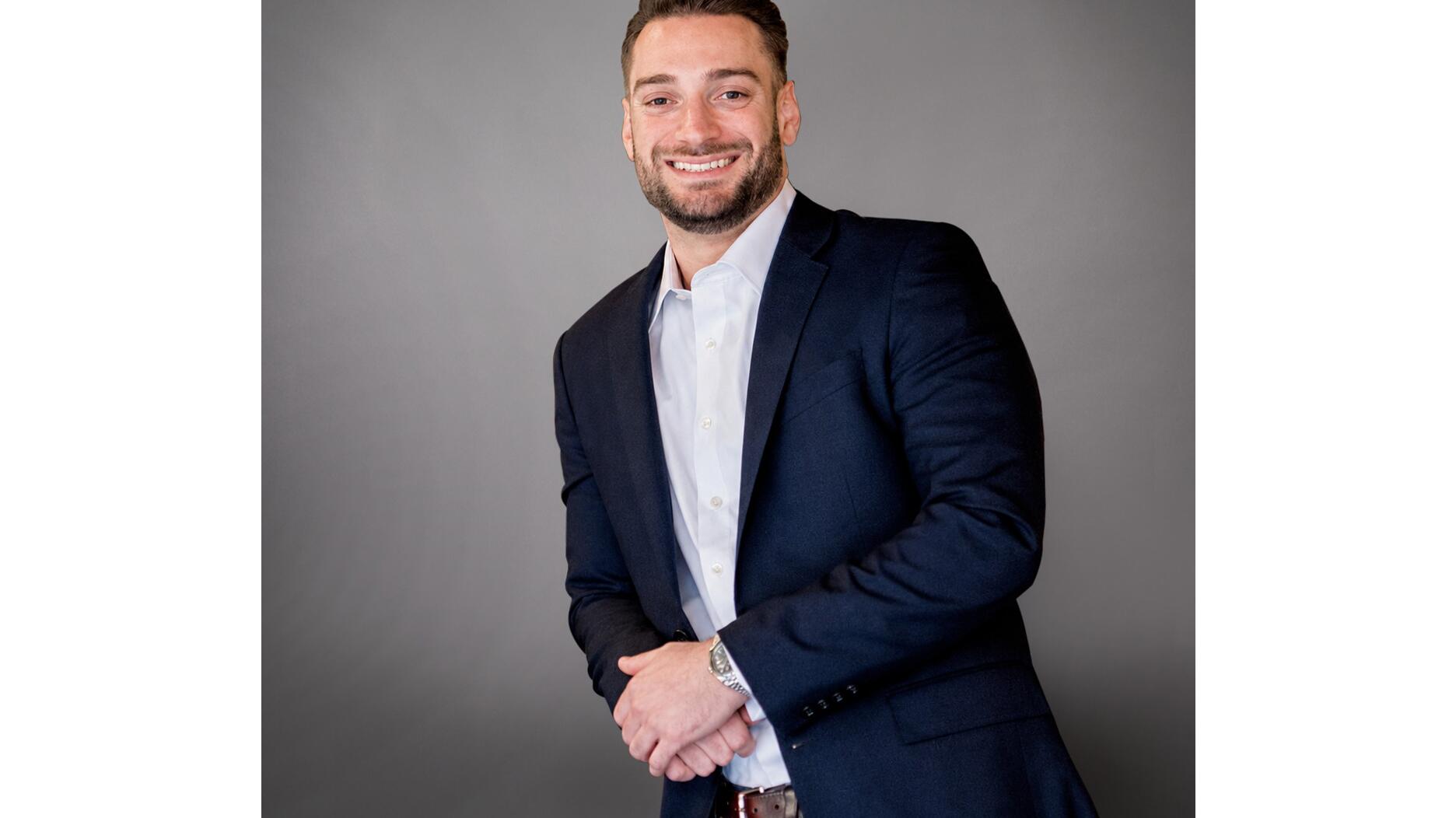 Un autre membre de la famille Siegel rejoint Hamilton Jewelers
