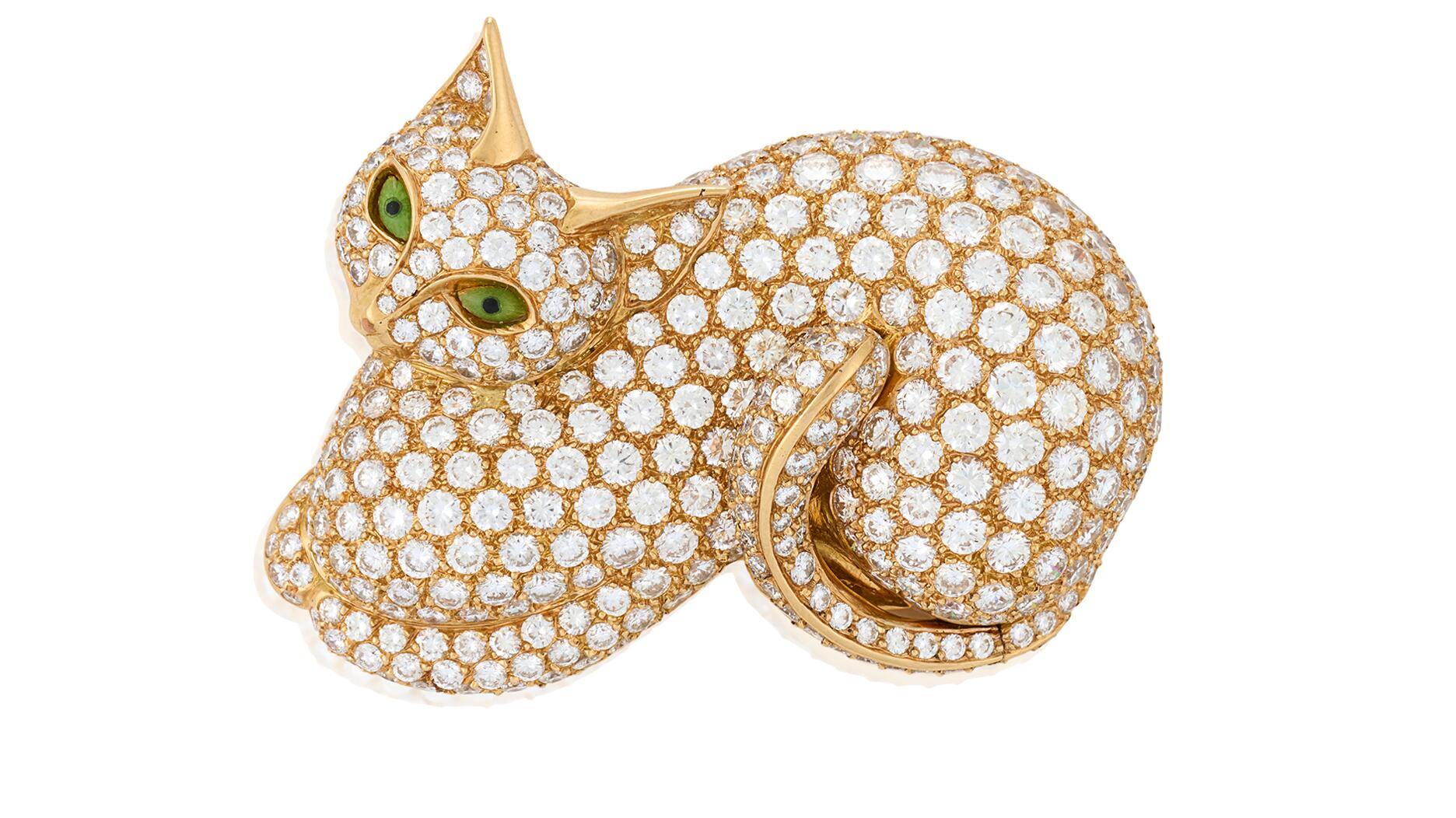 Sandy Lerner’s 18-karat gold and diamond cat brooch