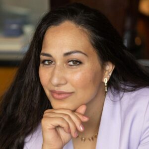 Constance Polamalu nommée sur la liste des « 40 de moins de 40 ans »
