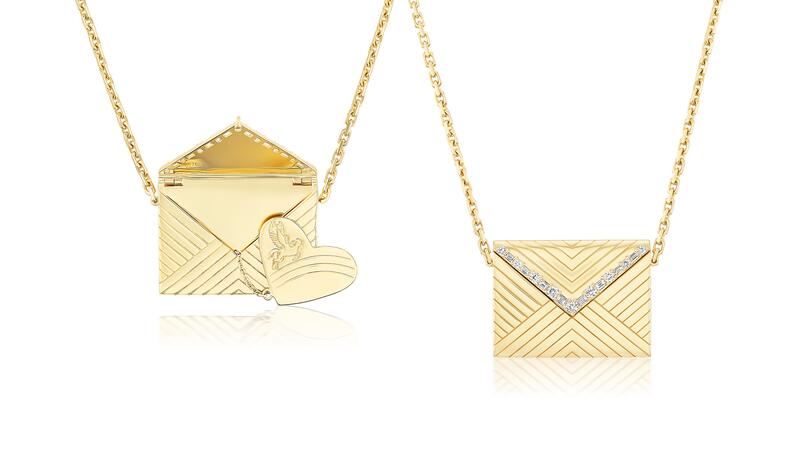 Le collier « Love Letter » confectionné en or jaune 18 carats avec 0,51 carat de diamants s'ouvre (à gauche) pour révéler une lettre amovible en forme de cœur à l'intérieur (21 000 $) Collier lettre d'amour Sorellina