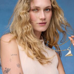Sorellina écrit une autre lettre d'amour pour la collection « Postscript »
