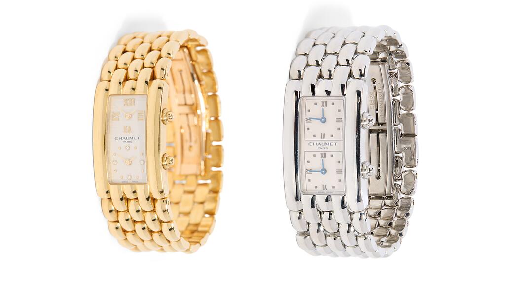 Ces montres Chaumet « Khesis », l'une en acier inoxydable (est. 500 à 700 $) et l'autre en or jaune 18 carats (est. 3 000 à 5 000 $), sont à vendre. Montres Chaumet Khesis acier et or