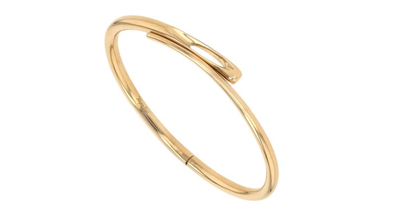 Un bracelet « Needle » en or jaune 14 carats (17 975 $) Bracelet Aiguille Mignon Faget