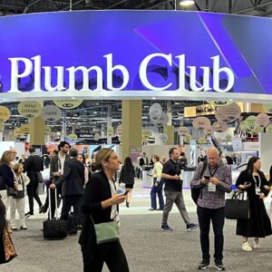 Le Plumb Club amplifie sa voix alors que les pressions géopolitiques augmentent